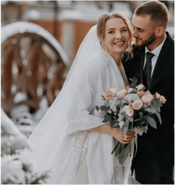 Elegant wedding gifts and decorations